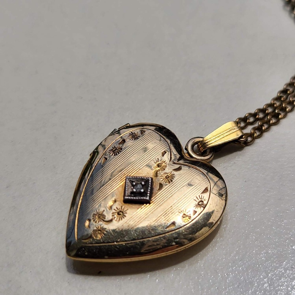 12K Gold Filled Diamond Heart Locket Necklace Vintage Etched Floral - Picture 4 of 10